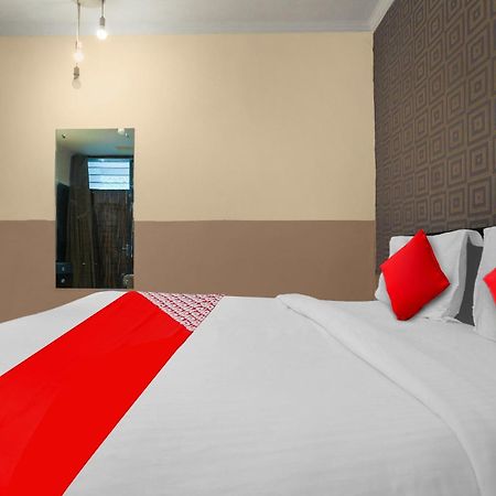 Hotel O Royal Galaxy New Delhi Eksteriør bilde