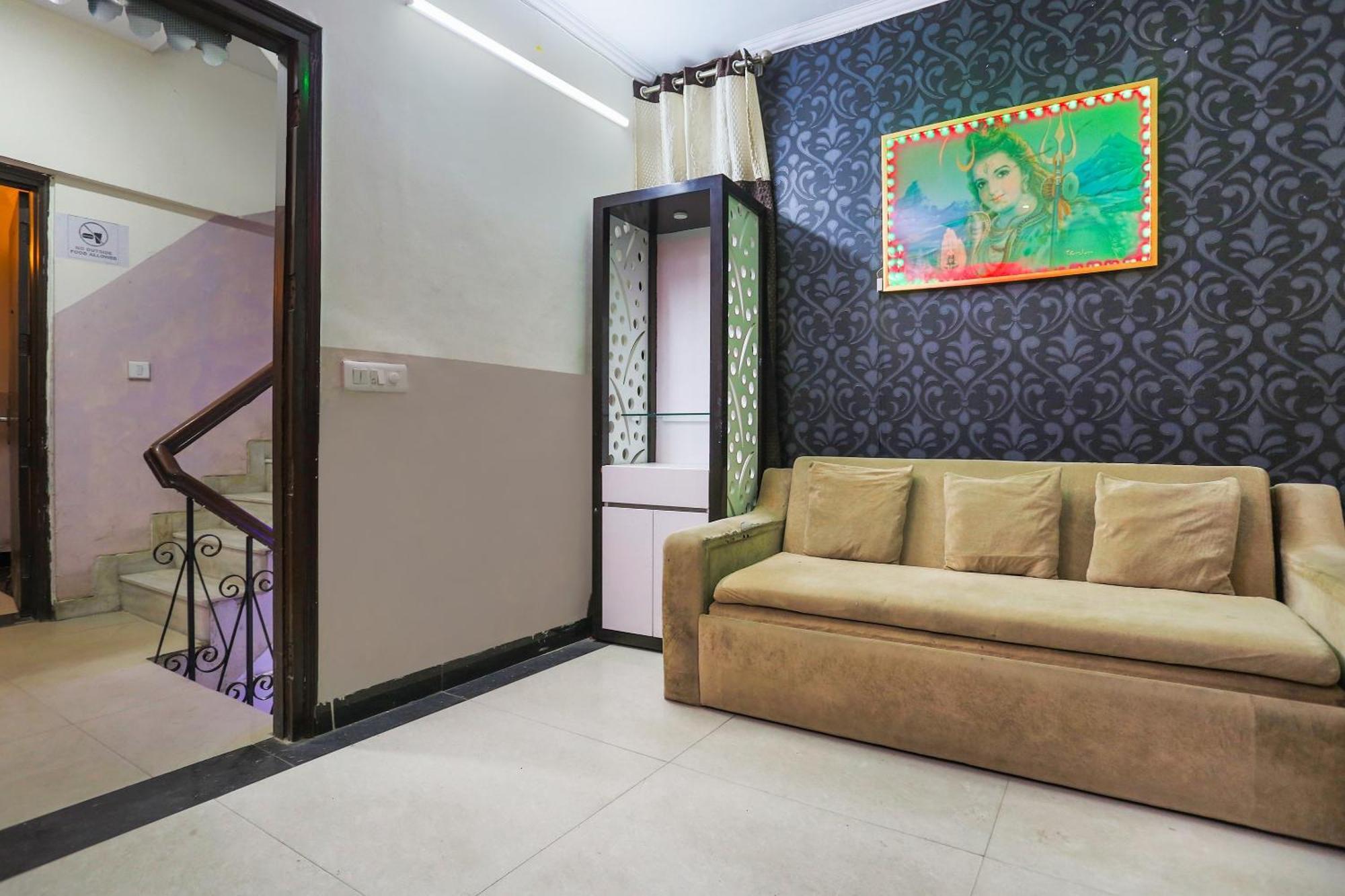 Hotel O Royal Galaxy New Delhi Eksteriør bilde