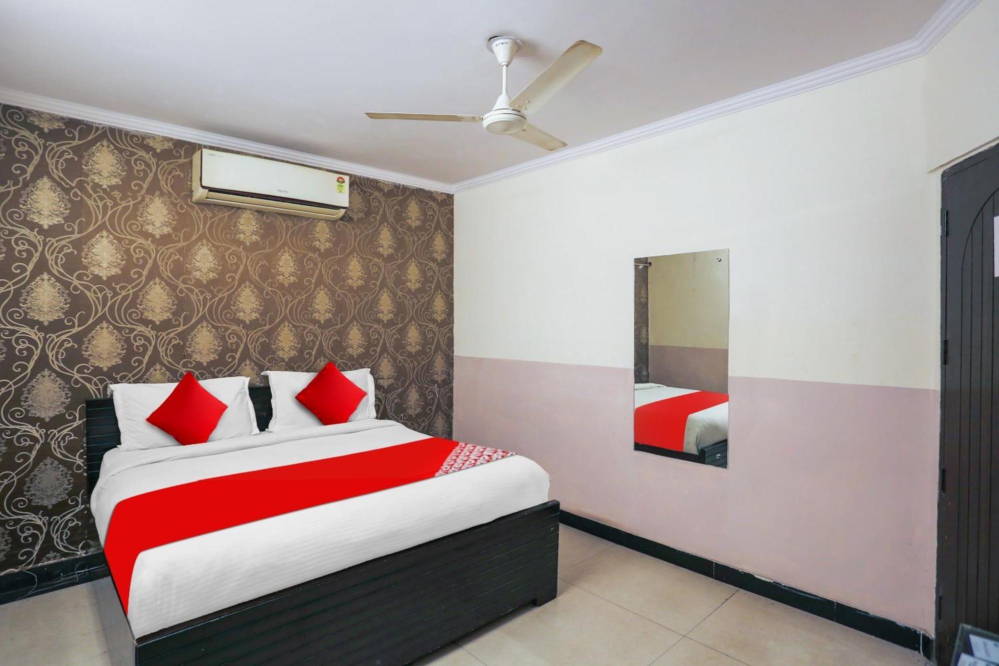 Hotel O Royal Galaxy New Delhi Eksteriør bilde