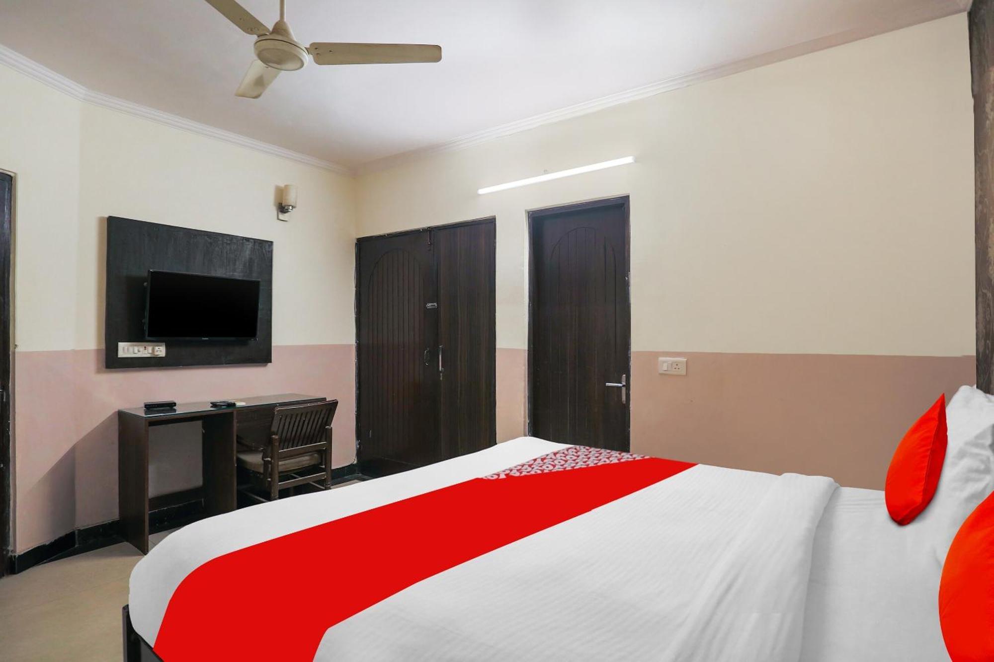 Hotel O Royal Galaxy New Delhi Eksteriør bilde